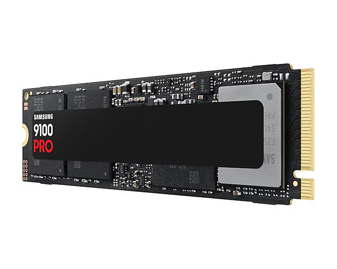 Samsung 910 PRO 4TB PCIe NVMe M.2 Internal SSD